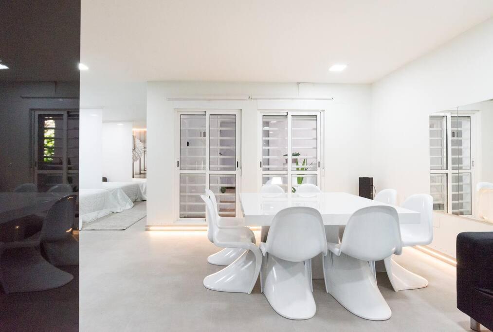 Incredible Luxury Location In Puerto Banus Beach For Families Marbella Exterior photo
